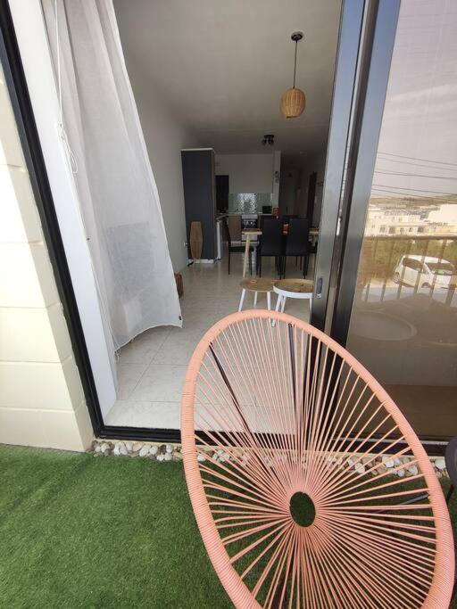Seaside Serenity - A Lovely Apartment With Views Mellieħa Exterior foto